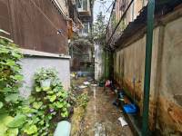 3室2廳1陽(yáng)臺(tái) 省化工研究院宿舍（東風(fēng)東路120號(hào)、東風(fēng)東路122號(hào)）自家花園