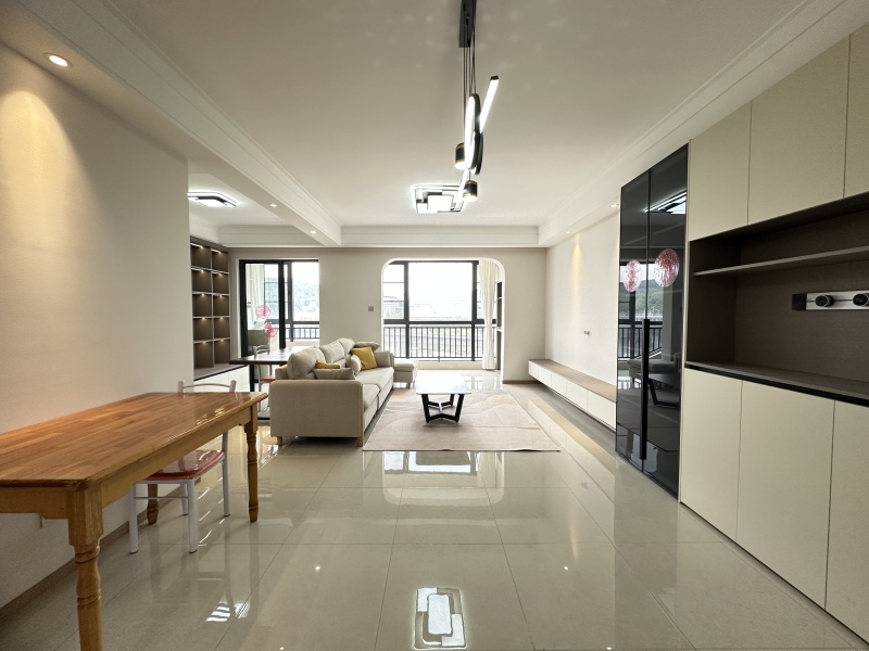 3室1廳1陽臺 大華公園天下時光園客廳