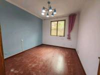 3室2廳1陽(yáng)臺(tái) 省化工研究院宿舍（東風(fēng)東路120號(hào)、東風(fēng)東路122號(hào)）臥室