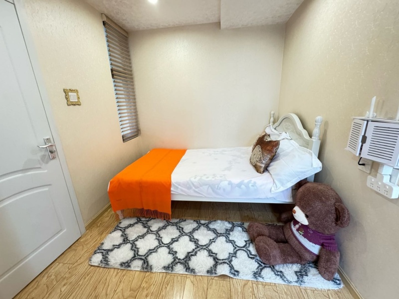 2室2廳1陽臺(tái) 欣都龍城公寓臥室