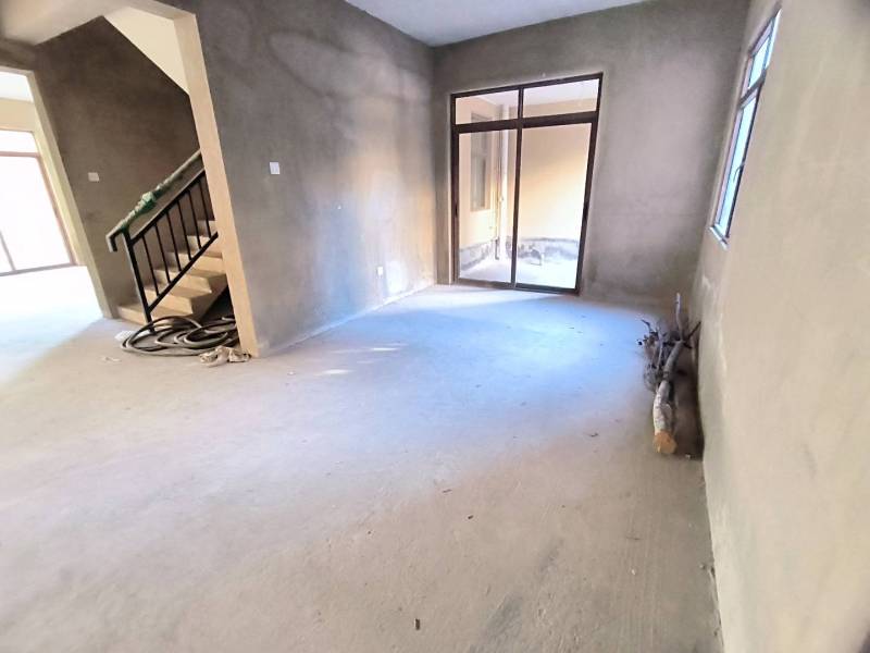 4室3廳4陽臺 西南海F地塊別墅餐廳