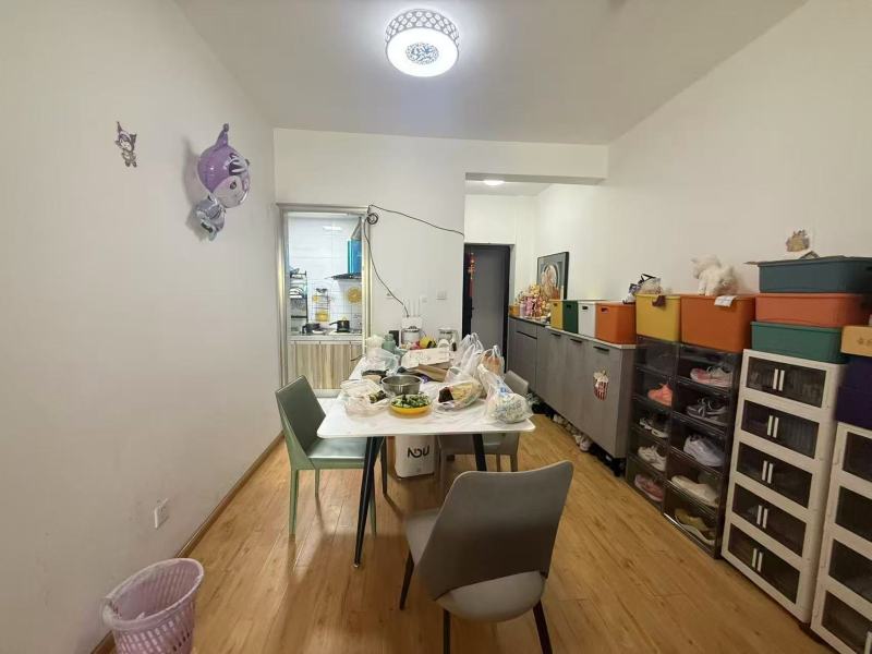 3室2廳1陽臺 新希望希望匯餐廳