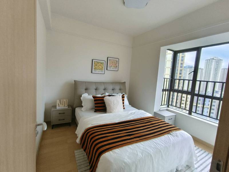 3室2廳1陽臺 金域緹香臥室