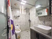 3室2廳1陽(yáng)臺(tái) 大東新村2號(hào)衛(wèi)生間