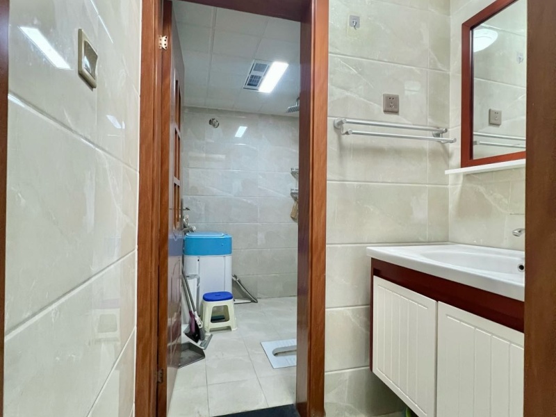 3室2廳1陽臺 春城慧谷二期衛(wèi)生間