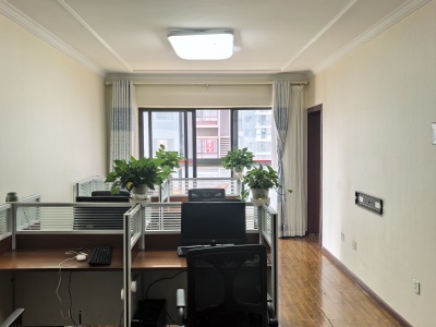 2室1廳 融城優(yōu)郡