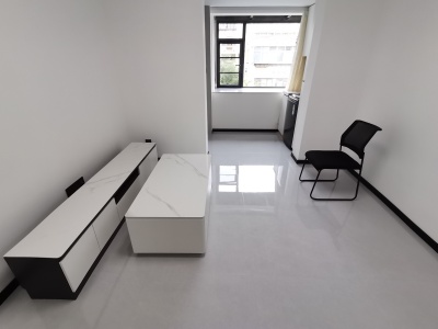 2室2廳1陽臺 春苑小區(qū)