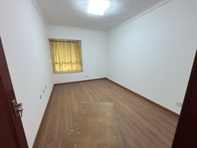 11室1廳1陽臺(tái) 華龍人家