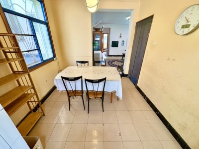 3室2廳1陽(yáng)臺(tái) 金康園