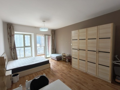 1室1陽臺 七彩之門