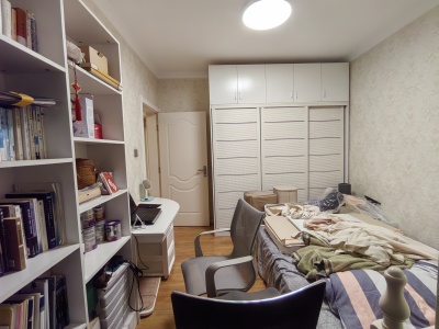 3室2廳1陽(yáng)臺(tái) SOHO俊園