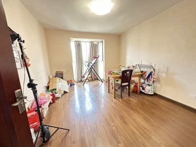 4室2廳2陽(yáng)臺(tái) 金色交響家園春鶯組團(tuán)