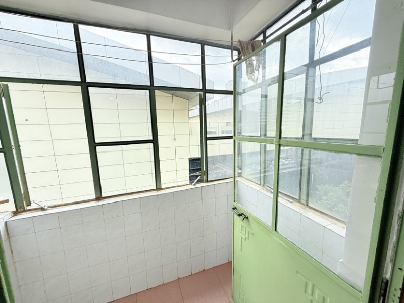 2室1廳1陽(yáng)臺(tái) 禮堂區(qū)陽(yáng)臺(tái)