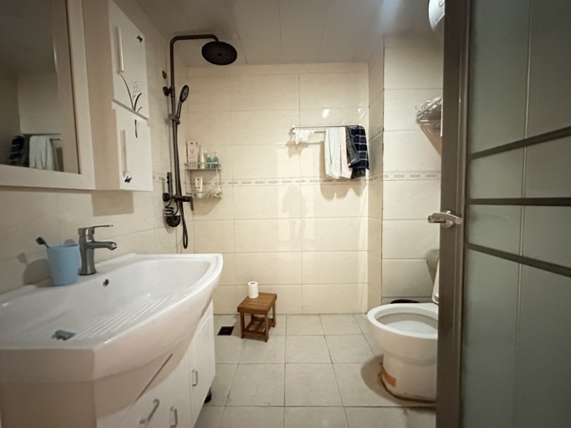 4室2廳1陽(yáng)臺(tái) 錦悅四季花園小區(qū)衛(wèi)生間