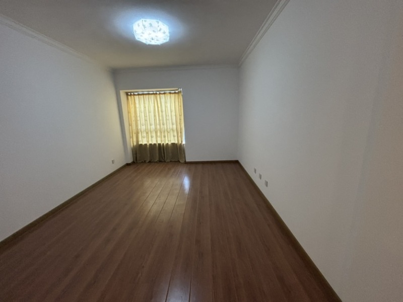 11室1廳1陽臺(tái) 華龍人家臥室