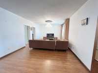 4室2廳1陽臺 船房小區(qū)客廳