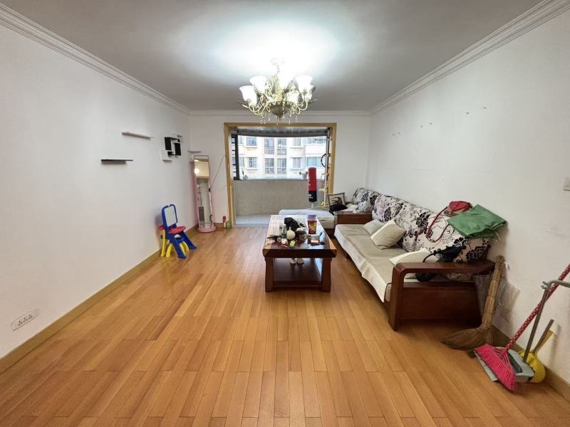 3室2廳2陽臺 云錫花園一期客廳