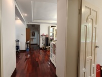 4室2廳3陽臺(tái) 百大國(guó)際花園客廳