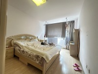 4室2廳1陽(yáng)臺(tái) 錦悅四季花園小區(qū)臥室