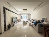4室2廳1陽(yáng)臺(tái) 錦悅四季花園小區(qū)客廳