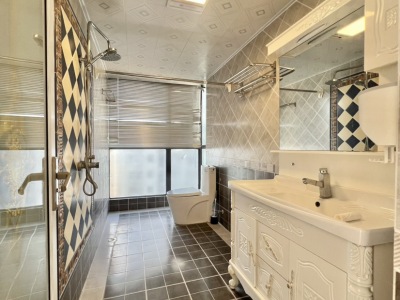 3室2廳 金泰國(guó)際二期凱佩