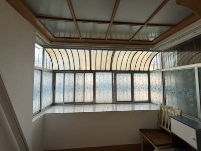 3室2廳1陽(yáng)臺(tái) 華龍小區(qū)