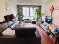 3室2廳2陽臺 月牙塘小區(qū)客廳