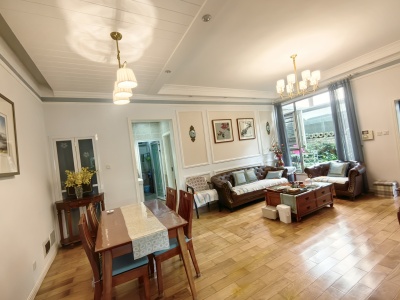 2室2廳1陽臺 云嶺天驕