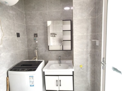 3室2廳1陽臺 新希望白麓城四期