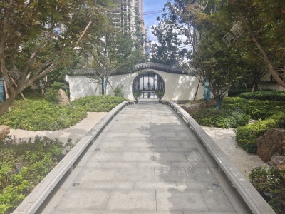 4室2廳2陽(yáng)臺(tái) 萬(wàn)科500里南澤紀(jì)