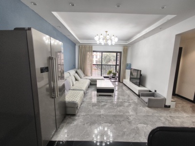 3室2廳1陽臺(tái) 恒大名都