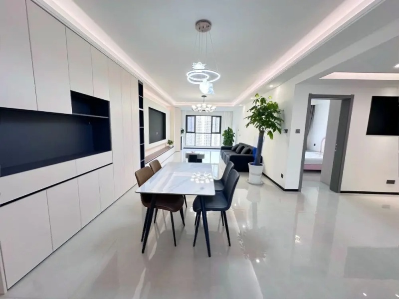 4室2廳1陽臺 紅星天鉑餐廳