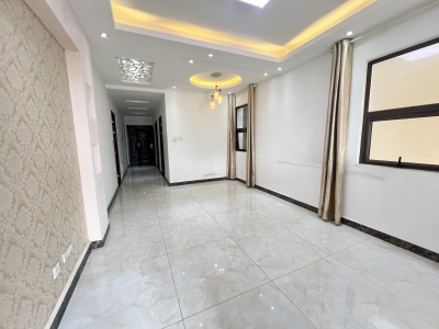 2室1廳1陽臺 萬彩城一期