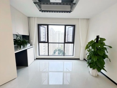 4室2廳1陽臺 紅星天鉑陽臺