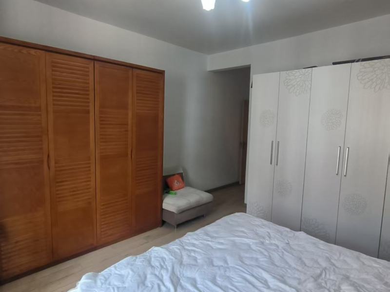 4室2廳1陽(yáng)臺(tái) 警苑小區(qū)臥室