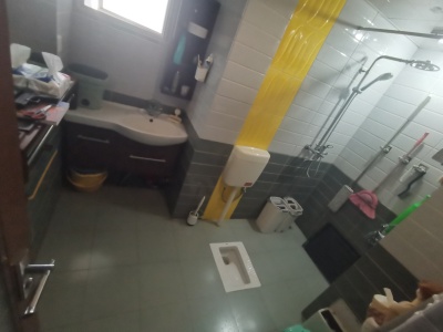 4室2廳2陽臺 華龍人家