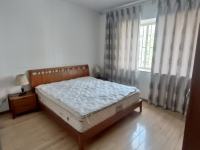 4室2廳1陽(yáng)臺(tái) 警苑小區(qū)臥室