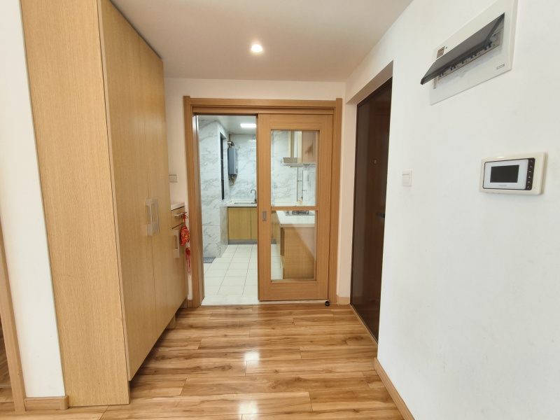 3室2廳1陽臺(tái) 萬科云子門廳