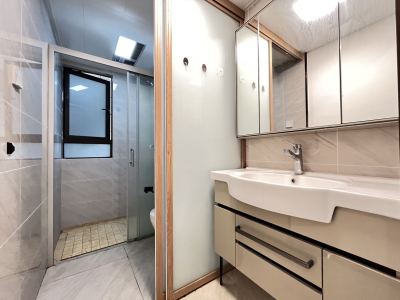 2室2廳1陽臺(tái) 碧桂園春城映象三期