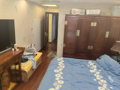 4室2廳2陽(yáng)臺(tái) 中交金地中央公園13號(hào)院