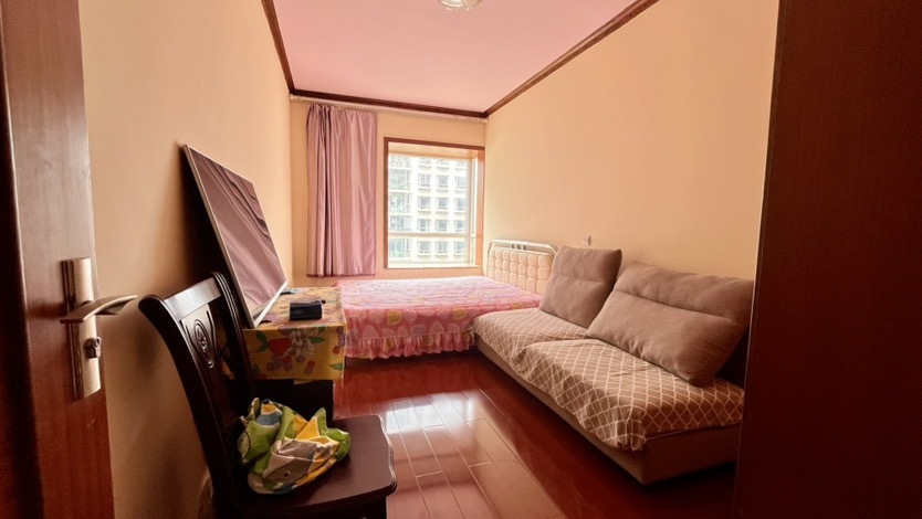 5室2廳2陽臺 云南映象C區(qū)臥室