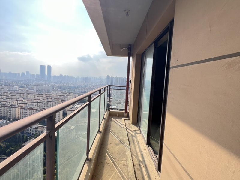 6室2廳2陽臺 俊發(fā)盛唐城未央郡（二期）陽臺