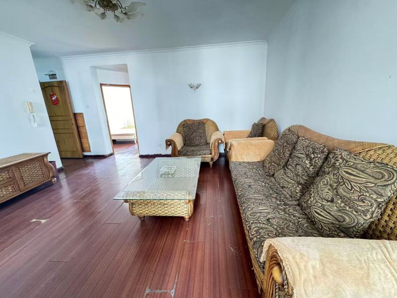 2室1廳1陽(yáng)臺(tái) 金實(shí)小區(qū)聚實(shí)園客廳