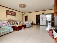 5室2廳2陽臺 云南映象C區(qū)客廳