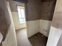 5室2廳2陽(yáng)臺(tái) 盛世豪庭四期衛(wèi)生間