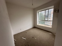 5室2廳2陽(yáng)臺(tái) 盛世豪庭四期臥室