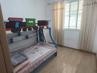 4室2廳1陽(yáng)臺(tái) 警苑小區(qū)臥室