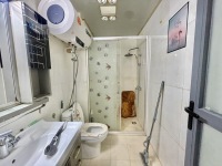 3室2廳 金曇花園衛(wèi)生間