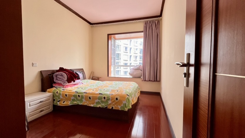 5室2廳2陽臺 云南映象C區(qū)臥室