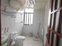 3室2廳2陽臺(tái) 鑫金花園衛(wèi)生間